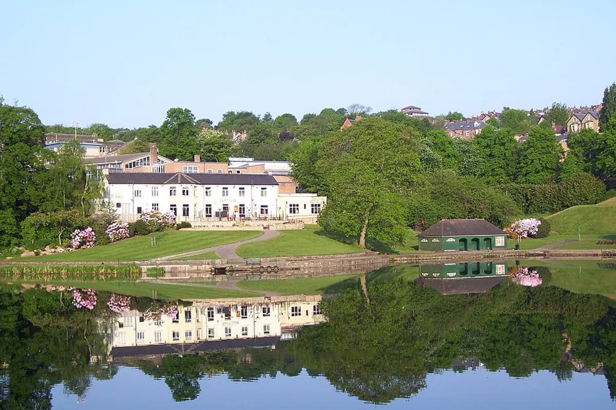 Crookes Valley Park